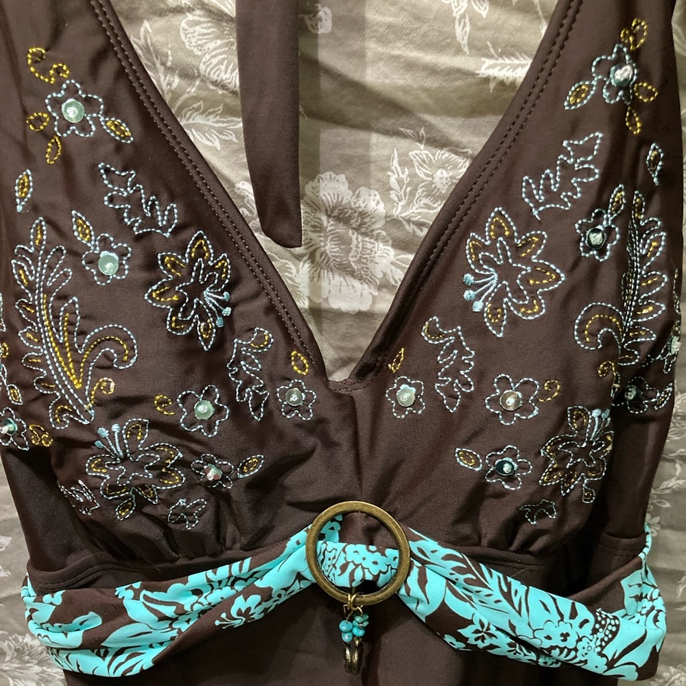 Mossimo one piece 16 W